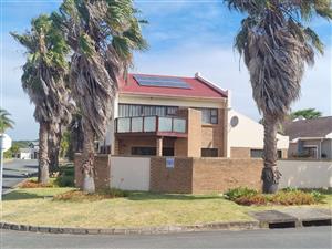 House For Sale in Blue Bend