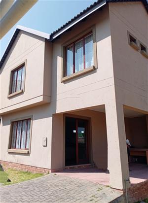 Fully furnished Modern 3 Bedroom home