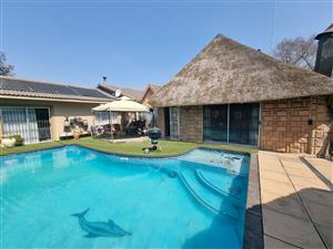 Magnificent house for sale in Prime area in Sasolburg.