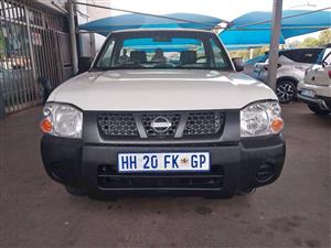 2017 NISSAN NP300 SINGLE CAB 2,0 ENGINE CAPACITY