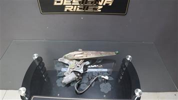 LEXUS IS200 REAR LEFT WINDOW MECHANISM 