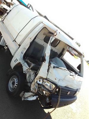 2017 Suzuki super carry bakkie stripping for parts engine still running good