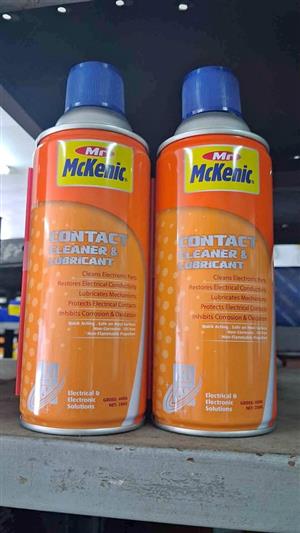 Contact cleaner with lubricant