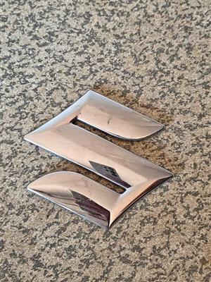 Genuine Suzuki Rear Boot Emblem / Badge (Used) 