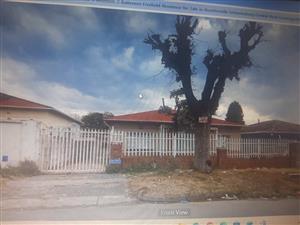 House For Sale in Rosettenville