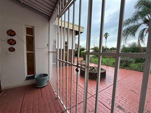 Spacious 4 Bedroom Family Home