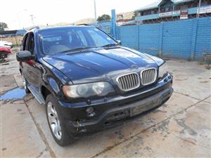 Bmw X5 4.4i _ Stripping For Spares