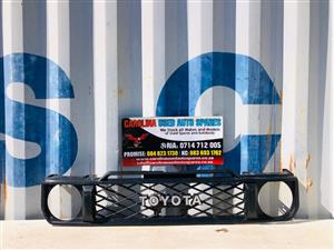 Toyota Land Cruiser 70 series front bumper grill (2024)