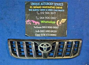 Toyota Land Cruiser Prado J120 Main Grill