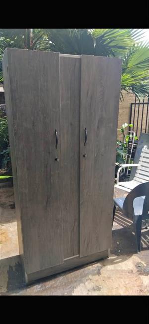 Walldrobe 280 Steve Biko road  Gezina  Pretoria   Wattsup   calls