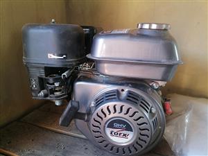 Torx 196cc 6.5 hp engine with horizontal shaft