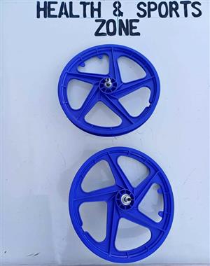 BMX MAGS PVC 16/20 " HEALTH AND SPORTS ZONE KEMPTON R 895.00 CASH 0826781546 20260804
