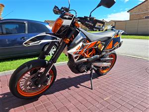 2015 KTM 690 SMC R