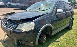 VW cross polo auto Eng code BTS 1.6 stripping for parts my number WhatsApp or cell 