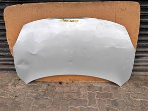 Suzuki Swifts Bonnet