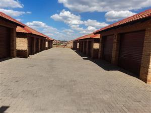 Duplex to Rent At Montana