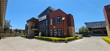 278sqm Office to let in Carlswald Midrand