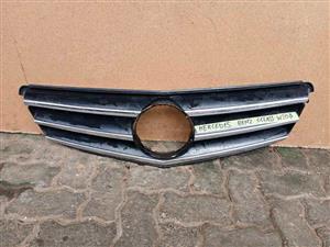 Mercedes Benz C-class W204 Main GRILL