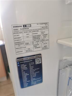 Samsung RL48RWCIH Fridge 333L Water Dispenser Metallic