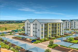 Lovely , First floor 1 Bedroom Apartment in Greenpark