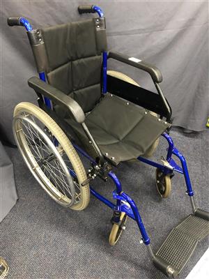 Wheelchair for sale - B033064357-1