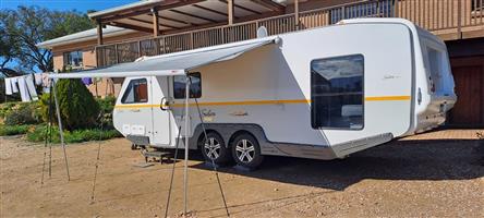 ONE OF KIND 2013 SAHARA CARAVAN IN PRISTINE CONDITION; REAL EYECATCHER