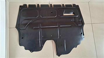 VW POLO VIVO (2019–2025)  POLO MK7 TSI LOWER SPLASH TRAY COVER FOR SALE R495