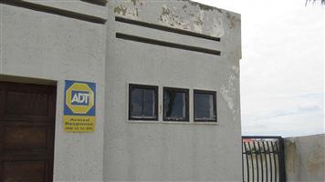 House For Sale in Mondeor