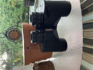 Binoculars in good condition with a case