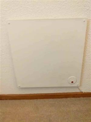 Wall mounted heater