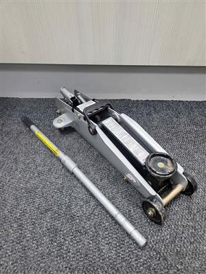 Hydraulic trolley jack