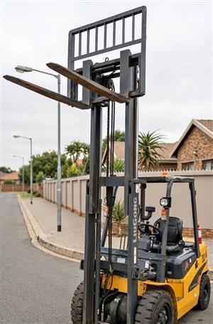 HOT DEAL – 2018 LiuGong 3 Ton Diesel Forklift – LOW HOURS – READY FOR WORK