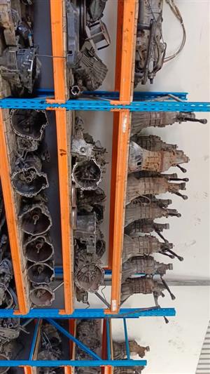TOYOTA HILUX 2L GEARBOXES FOR SALE