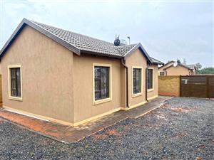 Modern Comfort Meets Suburban Serenity – Your Dream 3-Bedroom Home in Wilfordon Awaits!