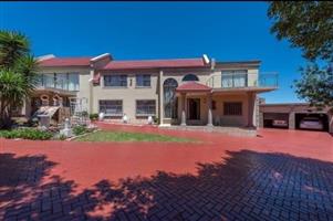 House For Sale in Winchester Hills