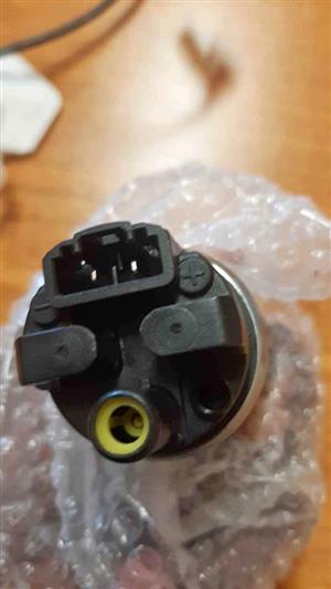 TOYOTA ETIOS ELECTRIC FUEL PUMP/ FITS IN THE TANK. BRAND NEW. FOR VARIOUS OTHER CARS.