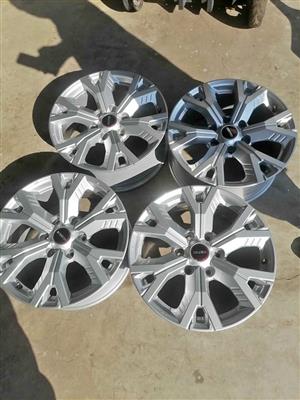 Isuzu DMX 18inch Mag Rims (WITH WHEEL CAPS)