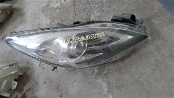 MAZDA 3 headlights