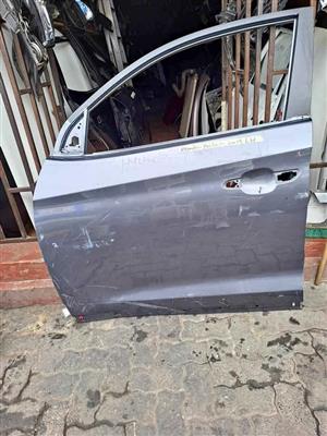 Hyundai Tucson Front Leftside Door. Call or DM .