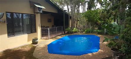 4 Bedroom House PLUS 1 Bedroom cottage