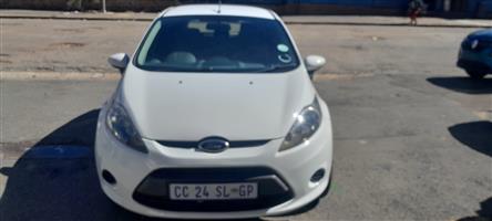 Used 2012 Ford Fiesta 5-door 1.4 Ambiente