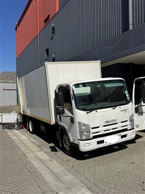 6 tone truck for hire 