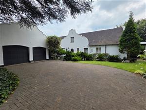 ABSOLUTELY STUNNING HOUSE FOR SALE IN Vaalpark