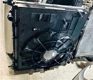 LAND ROVER DEFENDER RADIATOR SET 2022