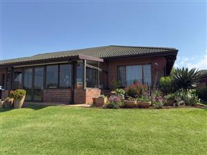 Peaceful Lakeside Living in Amber Valley