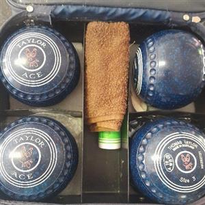 THOMAS TAYLOR ACE SIZE 3 COLOURED LAWN BOWLS