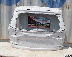 Jeep Grand Cherokee limited 4x4 tailgate (2025)