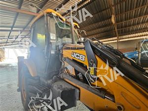 2024 JCB 3DX BACKHOE LOADER