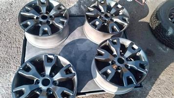 18inch ford ranger Wildtrack black mags set 