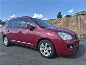 KIA CLARENS 7SEATER MANUAL SUV. ABSOLUTELY BEAUTIFUL.  URGENT SALE